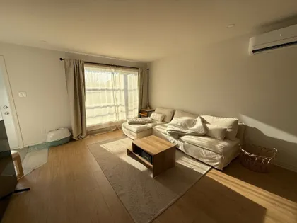 4 rooms house of 104 m² in Lachute