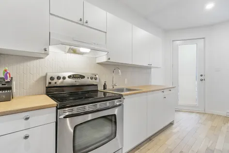 3 rooms apartment of 63 m² in Montreal