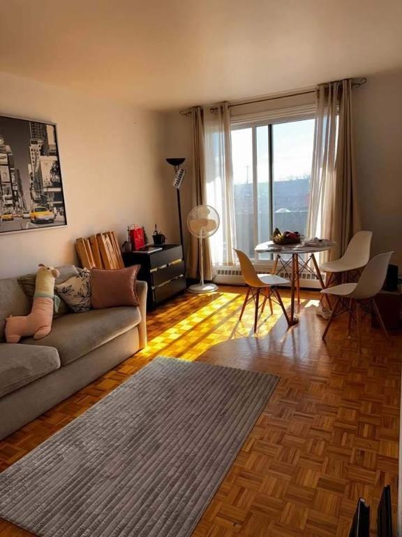 1 CH - 1 SDB - Montréal - $1,195 /mo