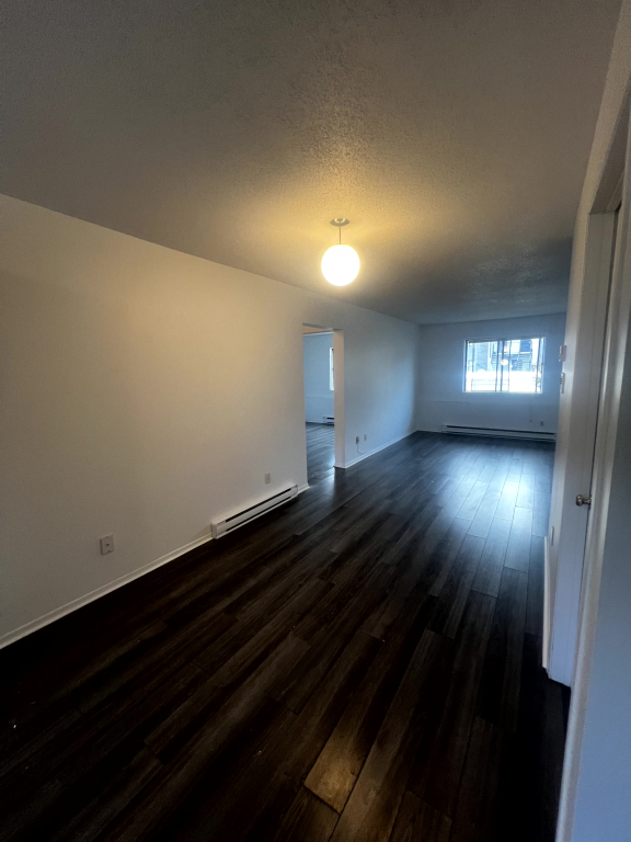 Grand Logement 2 Chambres - Ch. Freeman