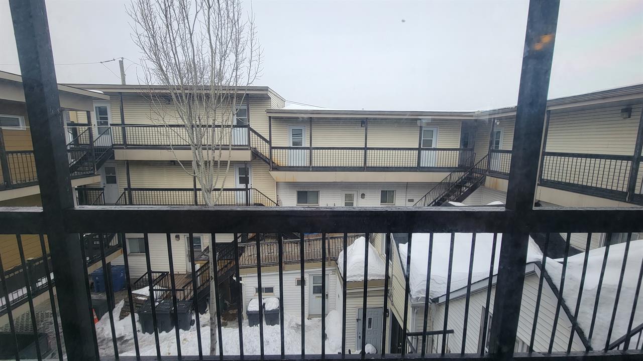 159 Rue Eddy (Hull) Grand Appartement De 2 Chambres