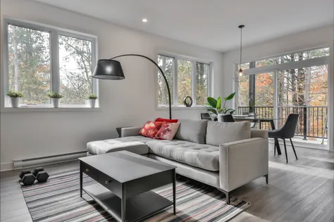 5 rooms apartment of 132 m² in Rawdon