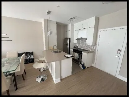 3 rooms apartment of 81 m² in Longueuil