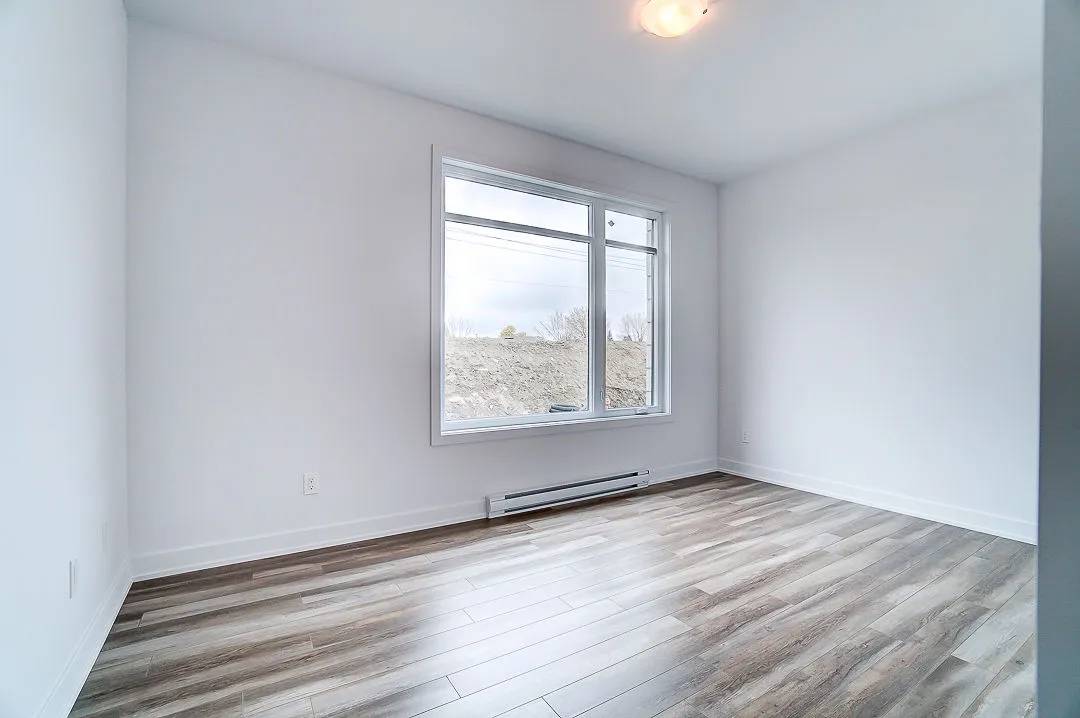 120 Rue Du Maquis (Hull) Magnifique 2 Chambres