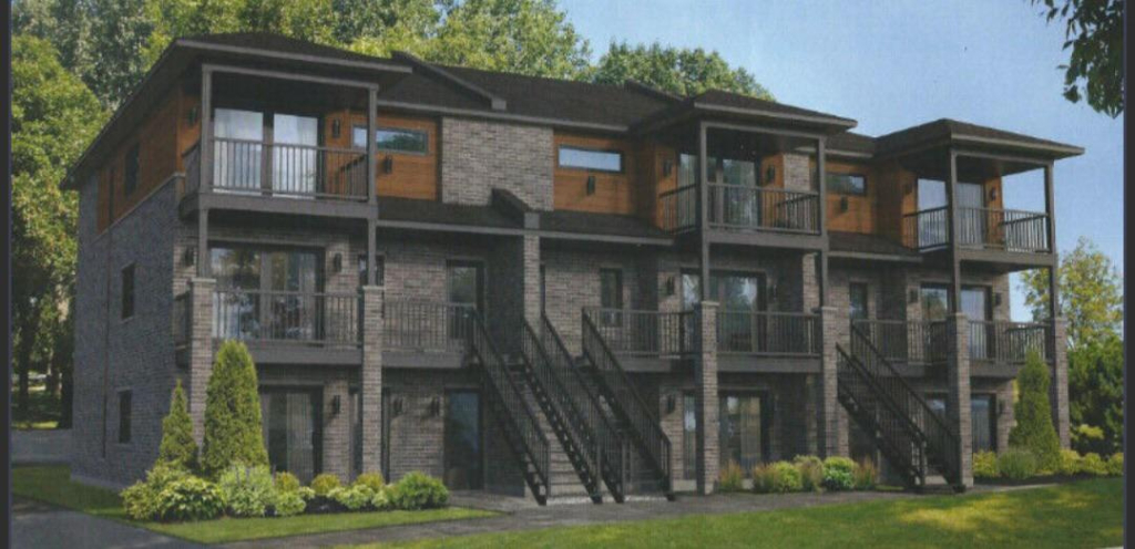 Deux Chambres Deuxieme Etage.