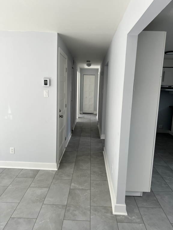 Beau 5 1/2 Vacant