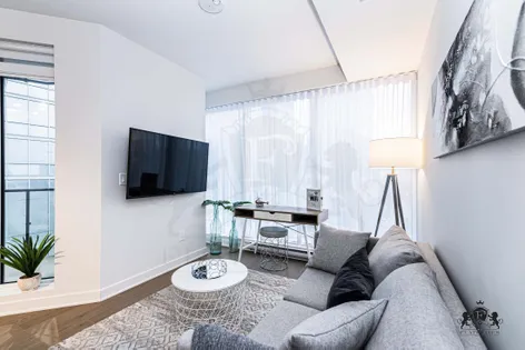 1 room apartment of 92 m² in Montreal