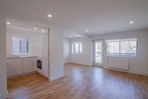 1 room apartment of 56 m² in Montreal