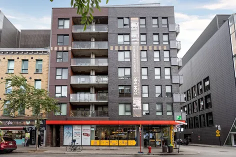 1 room apartment of 65m² in Montreal