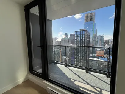 2 rooms studio of 64m² in Montreal