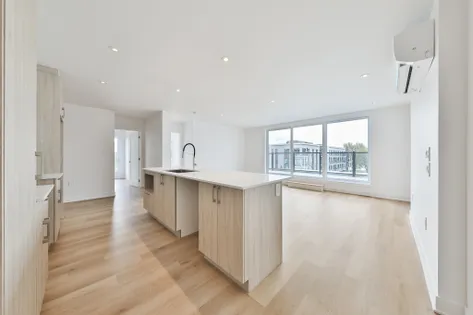 5 rooms apartment of 109 m² in Repentigny