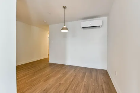 2 rooms apartment of 98 m² in Montreal
