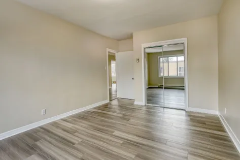 7 rooms apartment of 106 m² in Montreal