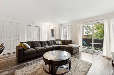 5 rooms apartment of 95 m² in Gatineau