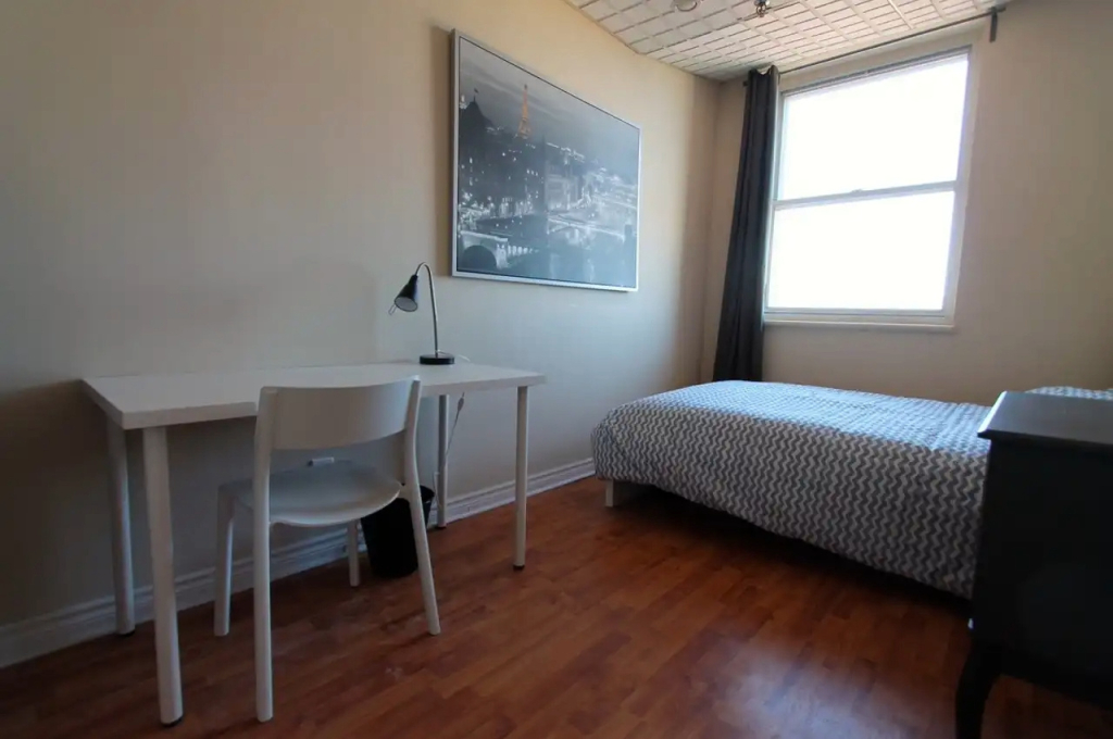 Logement Étudian Place Des Arts Montréal