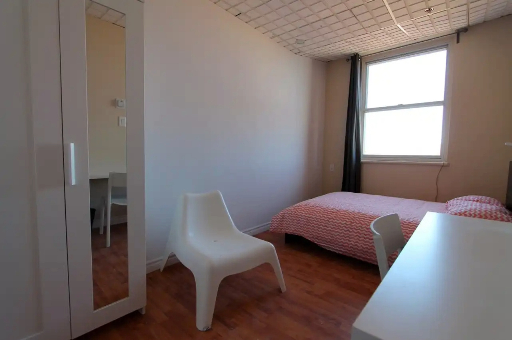 Logement Étudian Place Des Arts Montréal