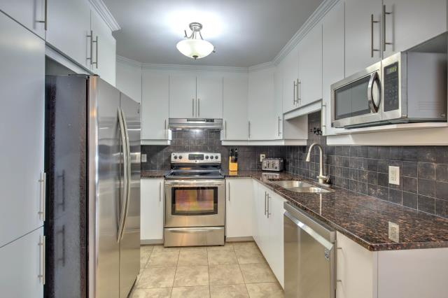 Condo Moderne - TOUT Inclus