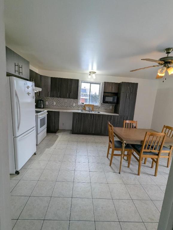 5 1/2 - Longueuil (Saint-Hubert) - 1 850 $/mois