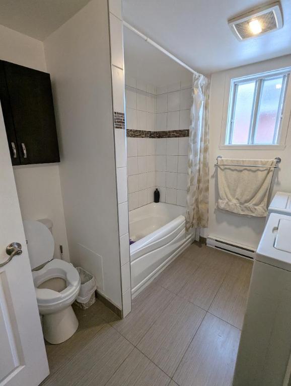 5 1/2 - Longueuil (Saint-Hubert) - 1 850 $/mois