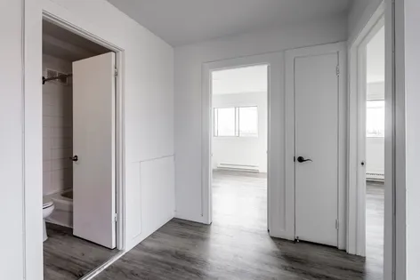 1 room apartment of 72m² in Montreal