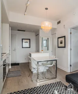 1 room apartment of 50 m² in Dorval