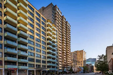 1 room apartment of 50m² in Montreal