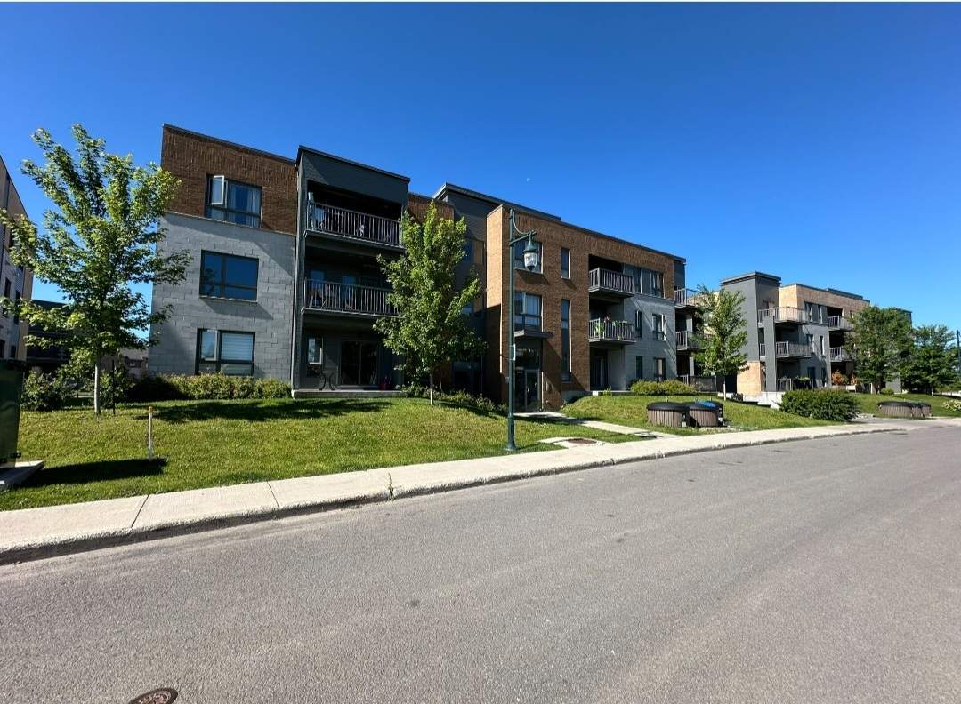 1 CH - 1 SDB - Terrebonne - $1,275 /mo