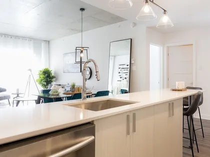 1 room apartment of 64 m² in Montreal