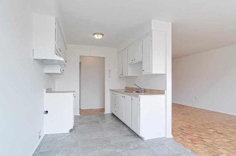 2 CH - 1 SDB - Saint-Eustache - $1,350 /mo