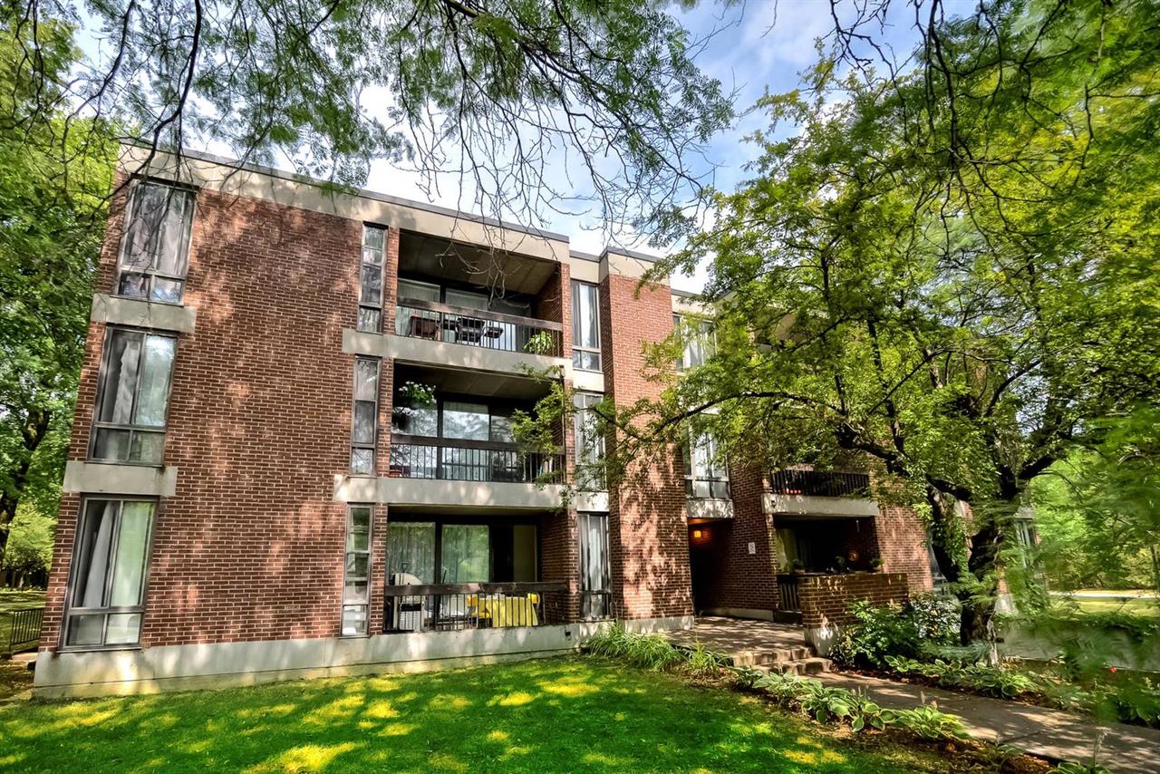 2 Bedroom Premium - 222 Rue Berlioz, Verdun