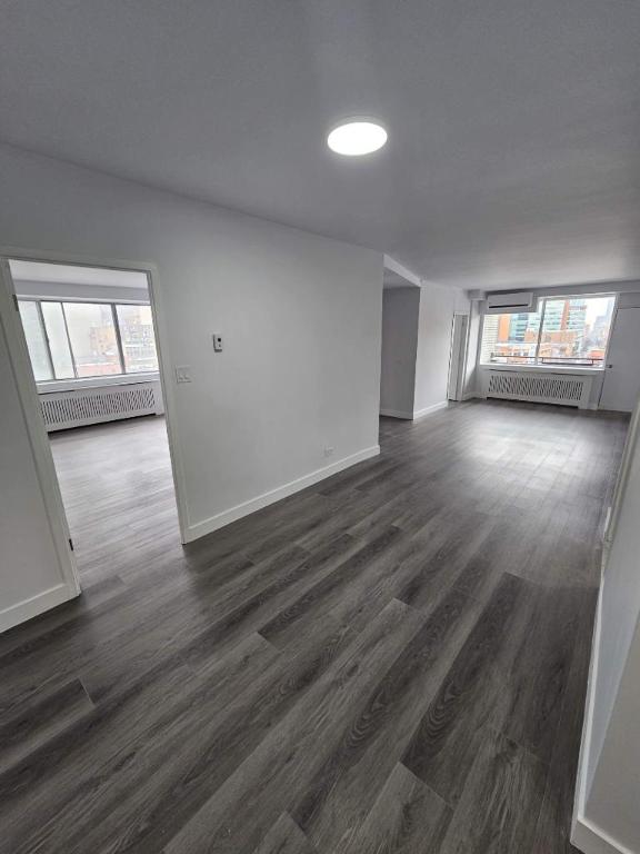 2 CH - 1 SDB - Montréal - $1,900 /mo