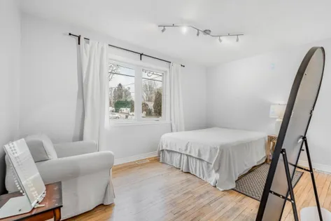 10 rooms house of 129 m² in Deux-Montagnes