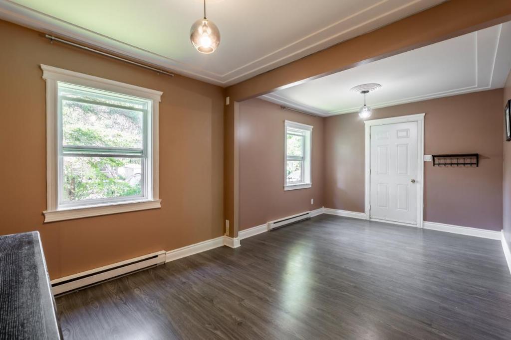 Charmante maison à louer Couple/Seul Coin paisible à Laval Sainte-Dorothée