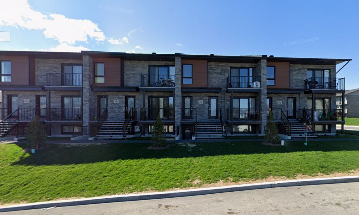 239 Rue De Liverpool (Aylmer) Superbe Appartement 4 1/2
