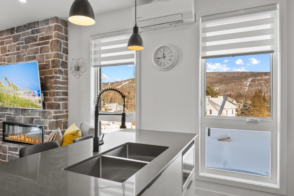 Votre havre de paix à Saint-Donat : 4 ½ moderne avec 2 salles de bain - Promo 3 mois gratuits sur bail de 24 mois.