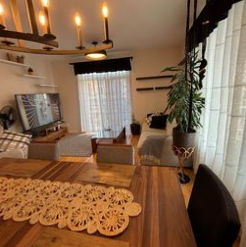 Big Condo With 3 Bedrooms And 2 Bahrooms