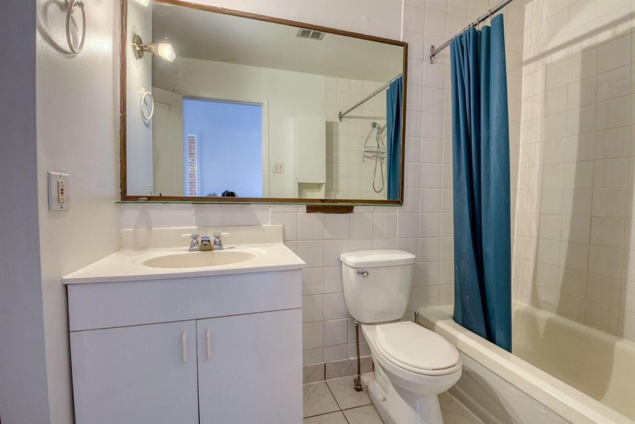 McGill Ghetto Adjacent – 2 Bedroom Apartment - Rue De Bullion, Montréal