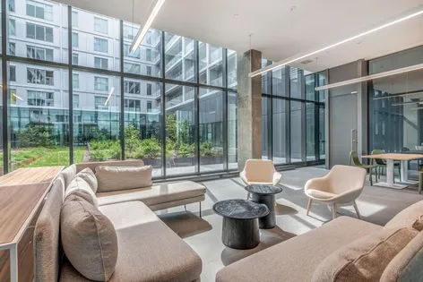 1 room apartment of 169 m² in Montreal