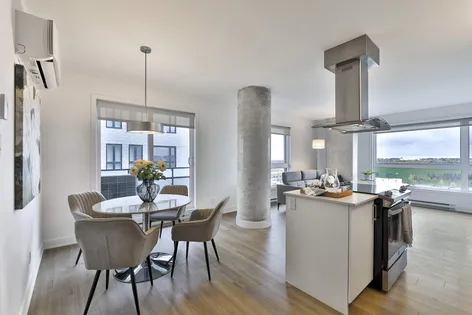 1 room apartment of 107 m² in Montreal