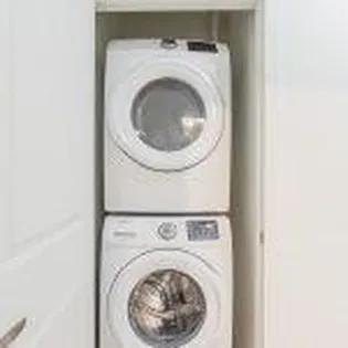 1 room apartment of 61m² in Montreal