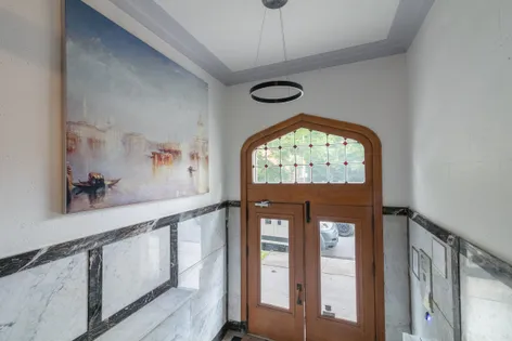 3 rooms apartment of 89m² in Montreal