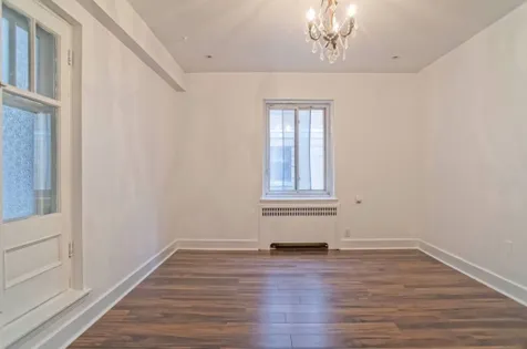 4 rooms apartment of 116 m² in Montreal