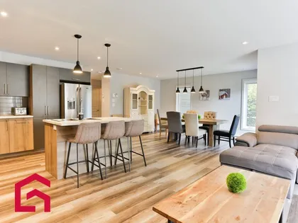 10 rooms apartment of 217 m² in Bromont