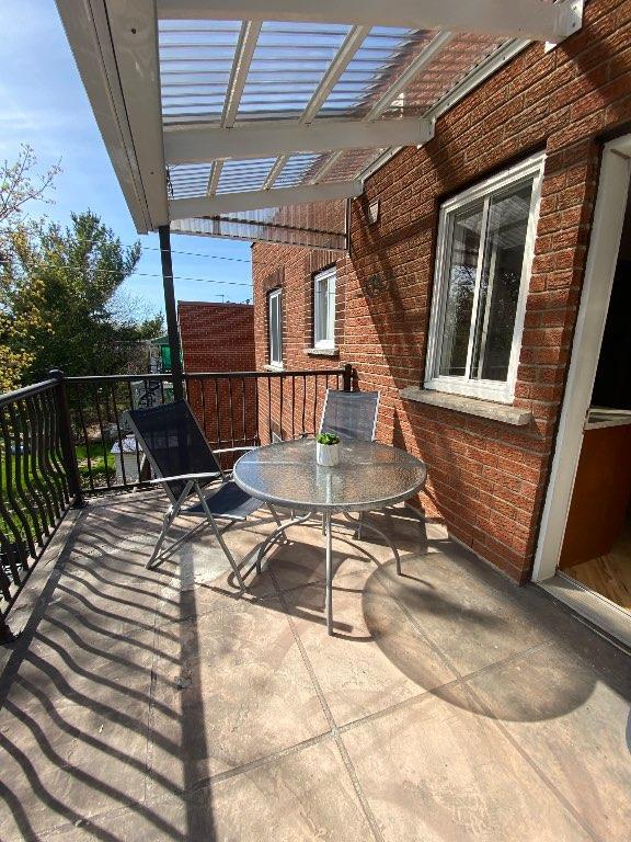 Appartement 4 ½ avec grande terrasse à Rosemont, Montréal**