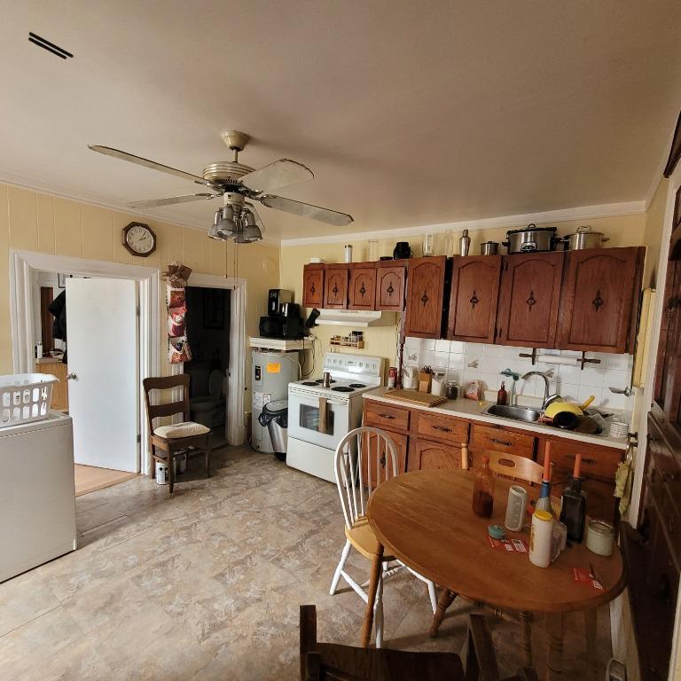 6 1/2 @ 1995$ au Quartier Saint-Henri !