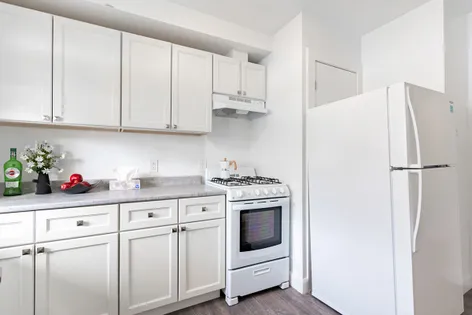 1 room apartment of 60 m² in Montreal