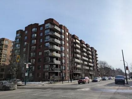 4 rooms apartment of 112 m² in Montreal