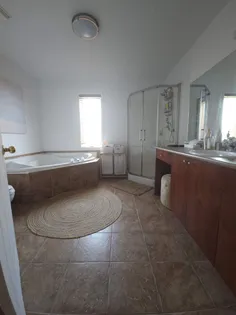 5 rooms apartment of 196 m² in Laval (administrative region)