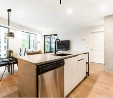 7 rooms apartment of 116 m² in Montreal