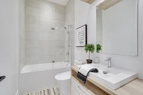 5 rooms apartment of 106 m² in Gatineau